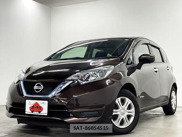 Nissan NOTE 2018-03 8660770-0