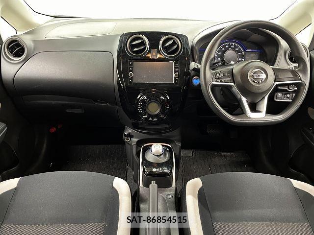 Nissan NOTE 2018-03 8660770-1