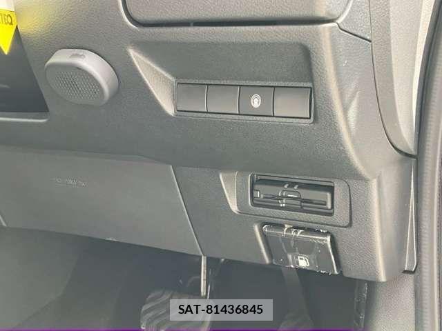 Nissan NOTE 2021-09 8686203-6