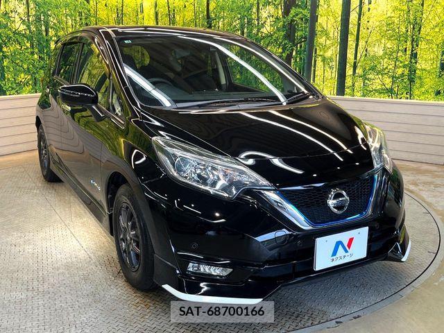 Nissan NOTE 2017-04 8686211-16