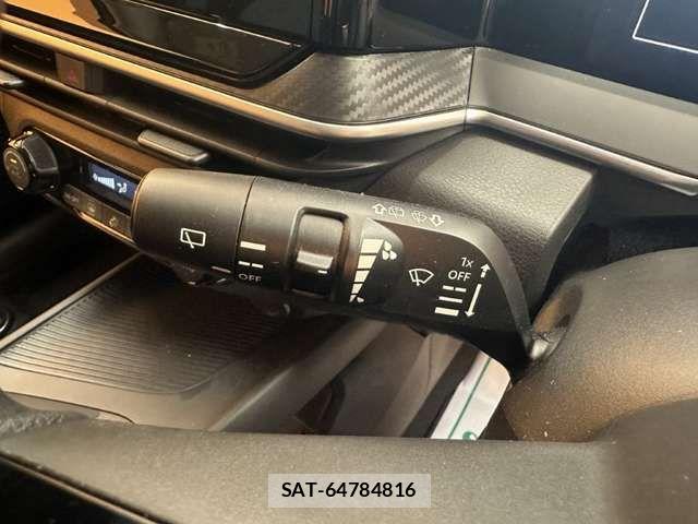 Nissan NOTE 2021-05 8686205-7