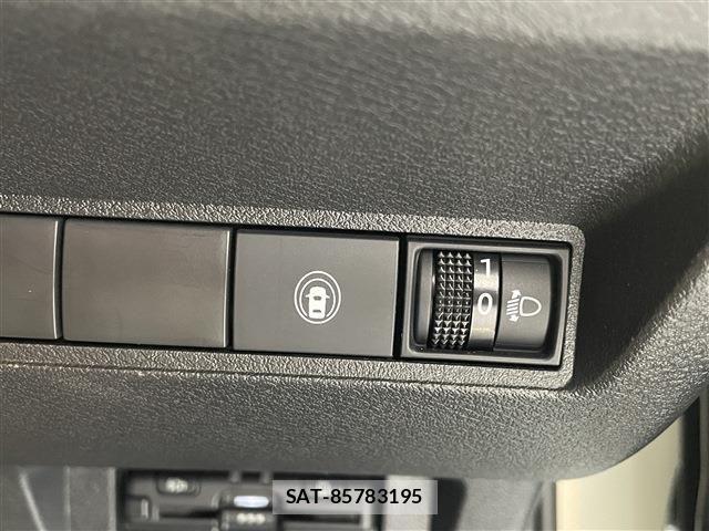 Nissan NOTE 2023-02 8744869-23