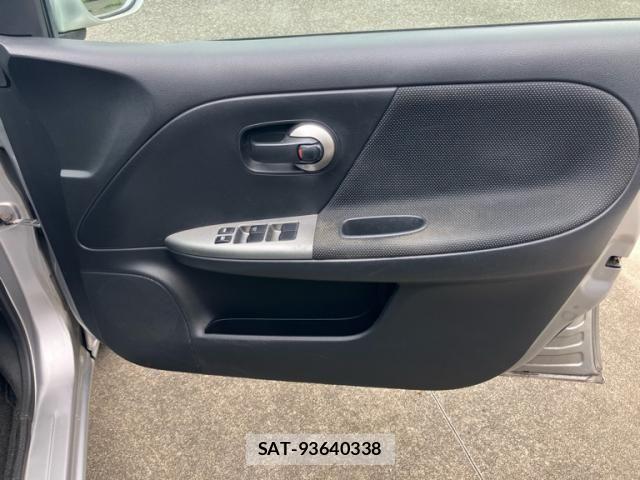 Nissan NOTE 2007-01 8744936-15