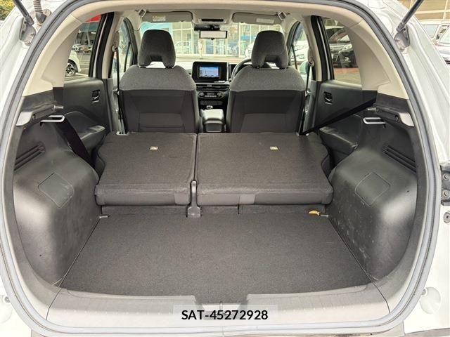 Nissan NOTE 2021-08 8744873-16