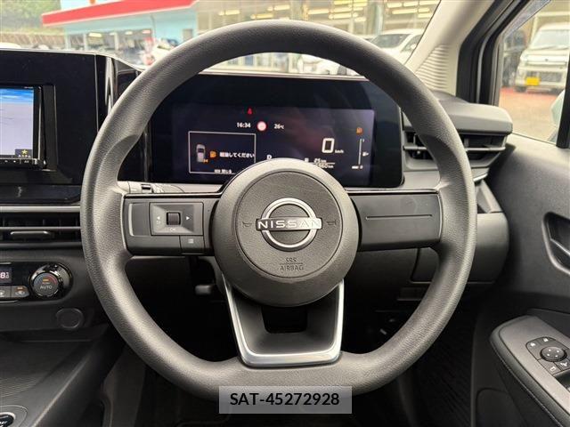 Nissan NOTE 2021-08 8744873-17