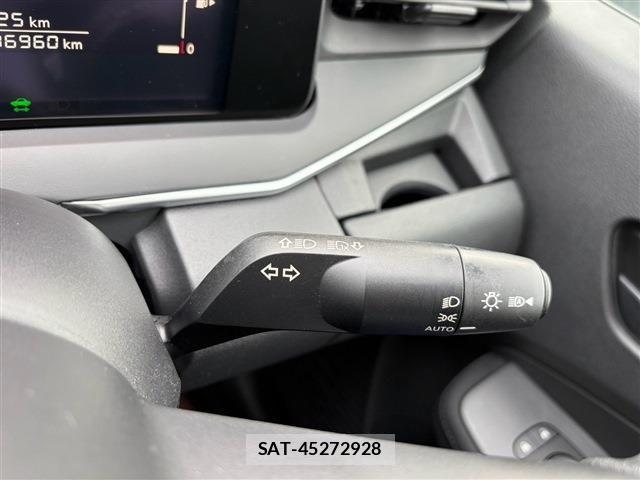 Nissan NOTE 2021-08 8744873-21