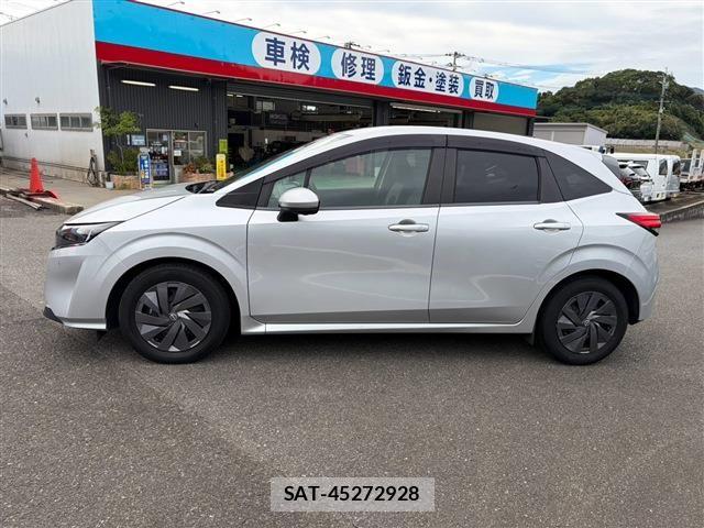 Nissan NOTE 2021-08 8744873-8