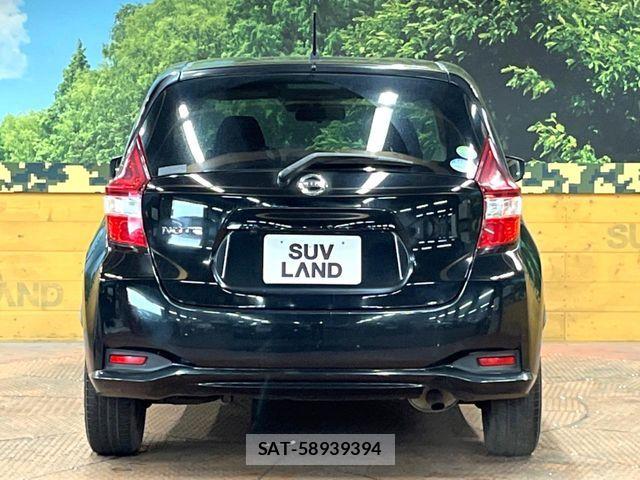 Nissan NOTE 2016-11 8744907-14