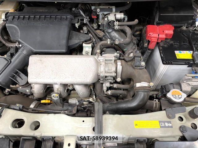 Nissan NOTE 2016-11 8744907-17