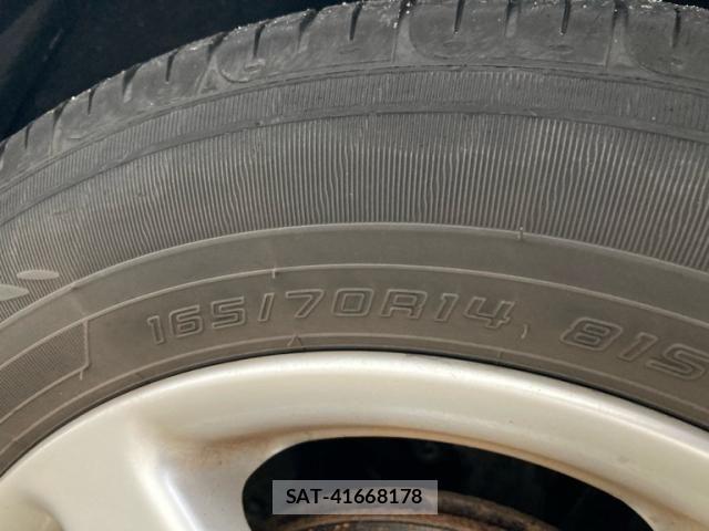Nissan NOTE 2009-10 8744941-6