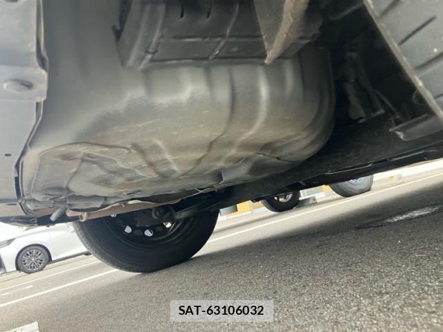 Nissan NOTE 2022-07 8744862-24