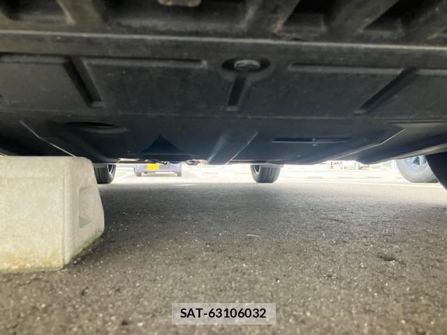 Nissan NOTE 2022-07 8744862-25