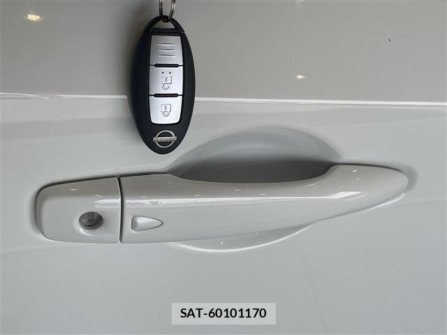 Nissan NOTE 2021-05 8744872-11