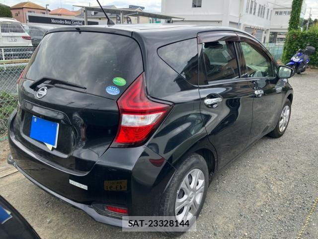 Nissan NOTE 2018-03 8744911-4