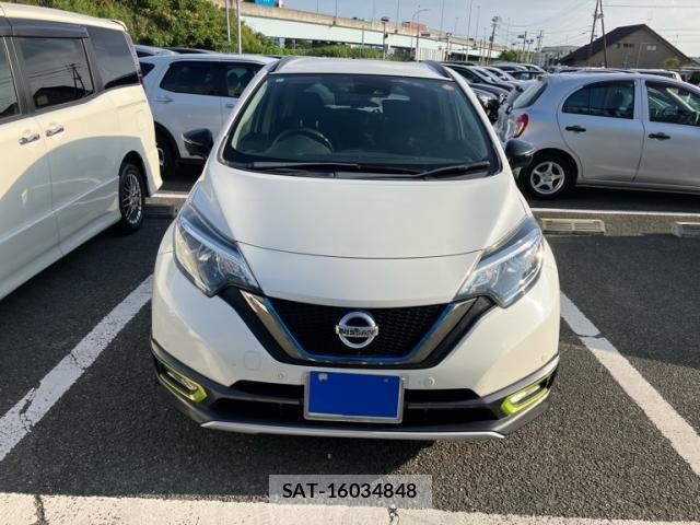 Nissan NOTE 2017-12 8744914-1