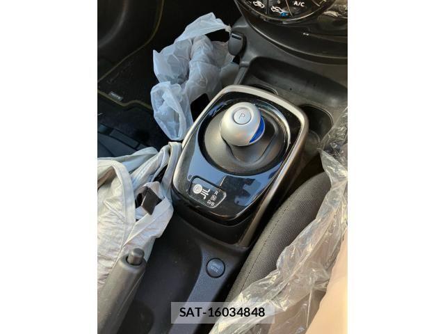 Nissan NOTE 2017-12 8744914-22