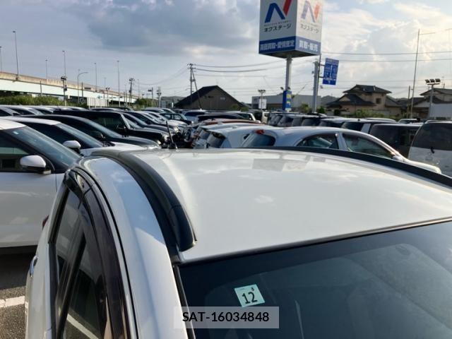 Nissan NOTE 2017-12 8744914-3