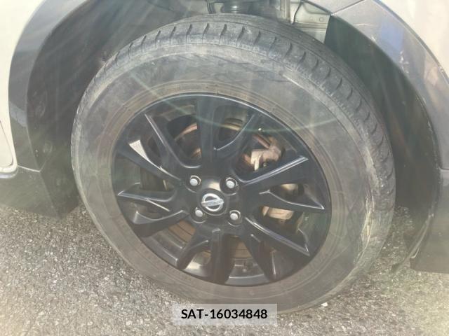 Nissan NOTE 2017-12 8744914-6