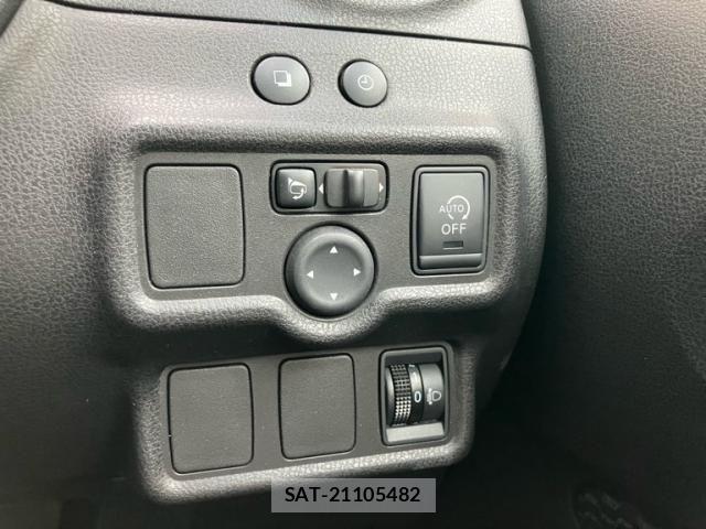 Nissan NOTE 2012-09 8744923-12