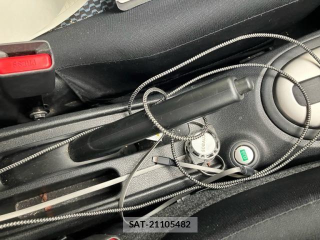 Nissan NOTE 2012-09 8744923-19