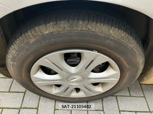 Nissan NOTE 2012-09 8744923-4