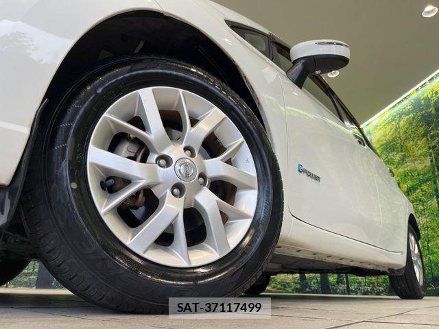 Nissan NOTE 2017-07 8744875-12