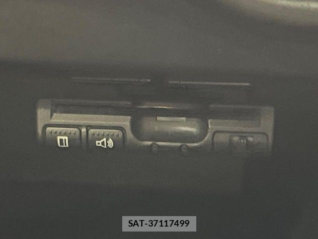 Nissan NOTE 2017-07 8744875-6