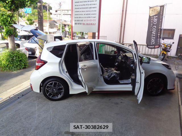 Nissan NOTE 2017-05 8744895-9