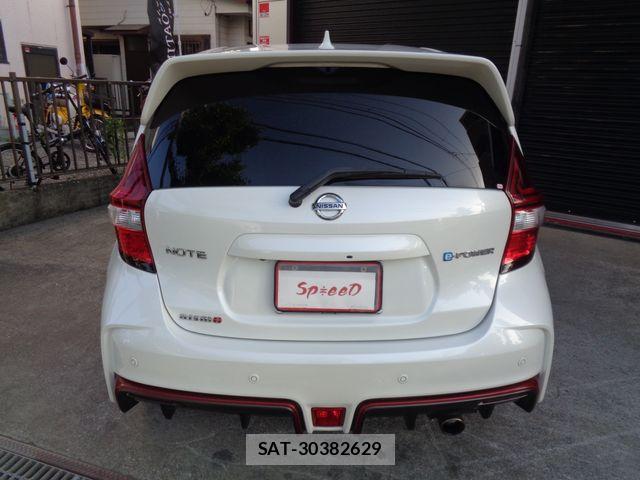 Nissan NOTE 2017-05 8744895-12