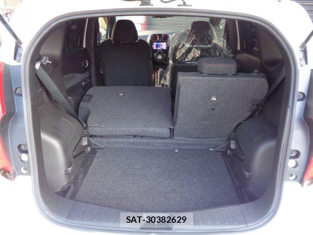Nissan NOTE 2017-05 8744895-15