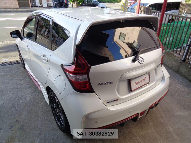 Nissan NOTE 2017-05 8744895-3