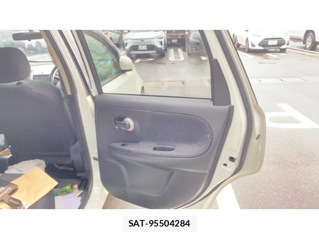 Nissan NOTE 2012-03 8744922-10