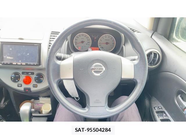 Nissan NOTE 2012-03 8744922-12