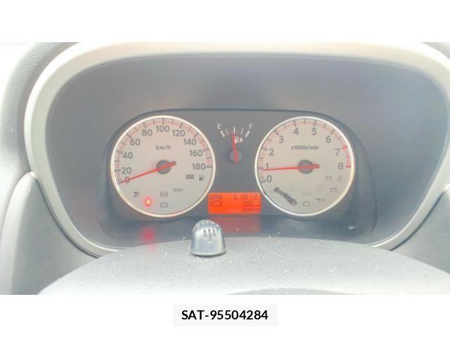 Nissan NOTE 2012-03 8744922-13