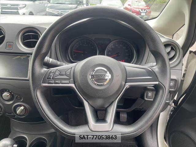 Nissan NOTE 2017-10 8744906-10