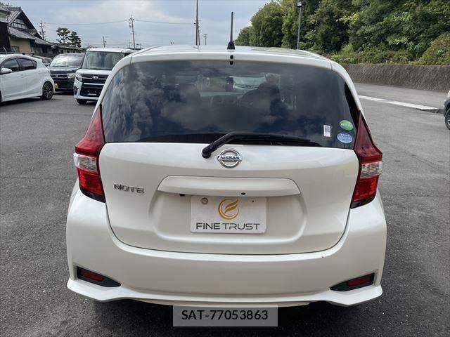 Nissan NOTE 2017-10 8744906-16