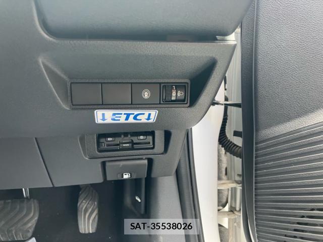 Nissan NOTE 2021-04 8744876-10
