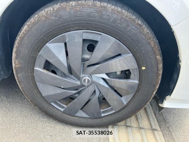 Nissan NOTE 2021-04 8744876-2
