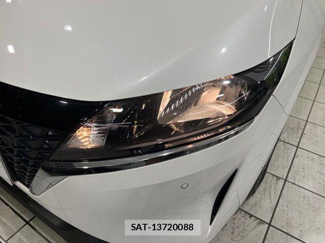 Nissan NOTE 2022-04 8744867-11