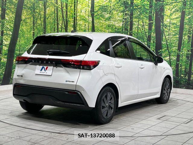 Nissan NOTE 2022-04 8744867-16