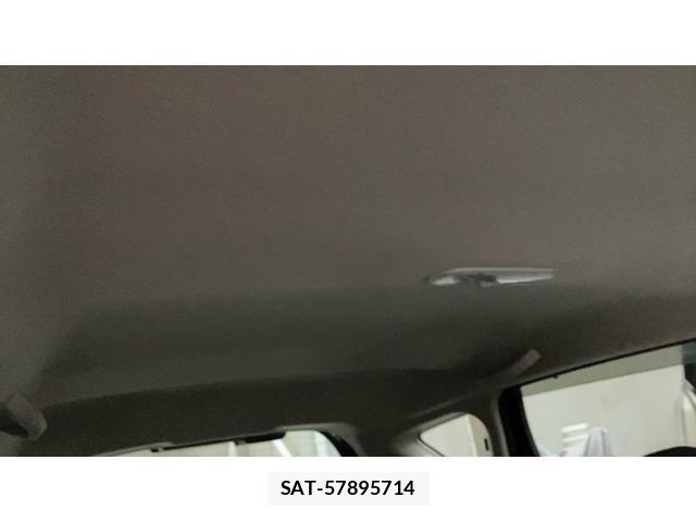 Nissan NOTE 2017-09 8744908-12