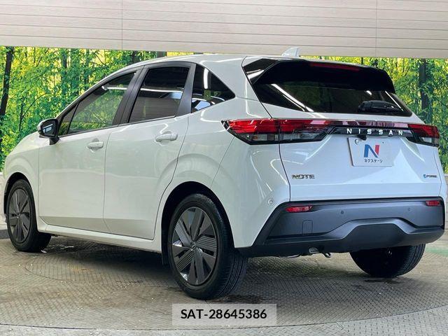 Nissan NOTE 2022-11 8744864-5