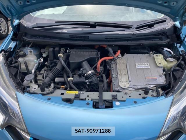 Nissan NOTE 2016-11 8744915-10
