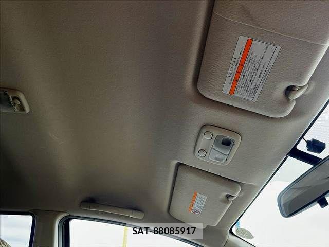 Nissan NOTE 2005-09 8744919-15