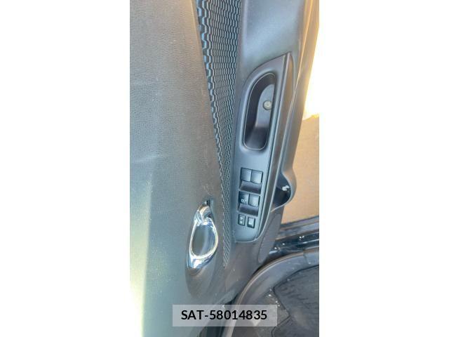 Nissan NOTE 2012-11 8744924-10