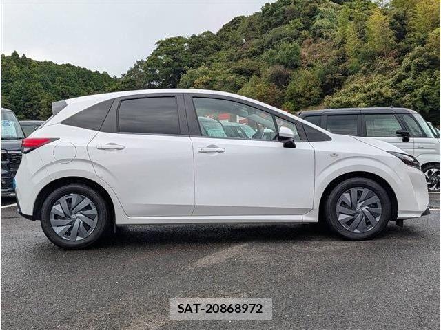 Nissan NOTE 2022-11 8744865-9