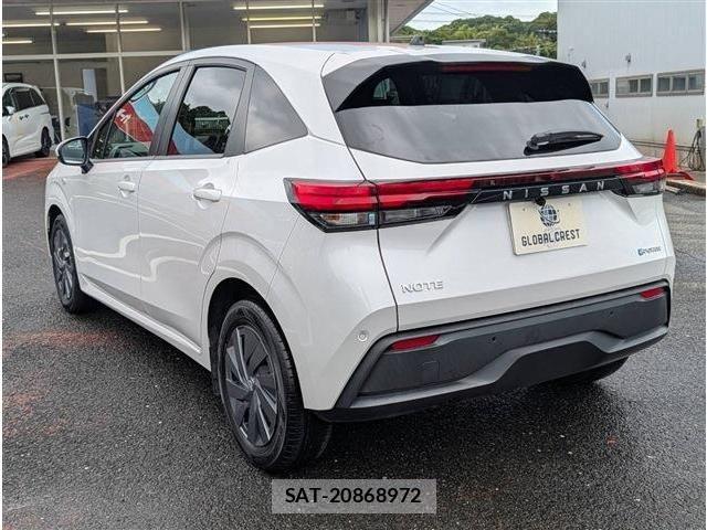 Nissan NOTE 2022-11 8744865-7