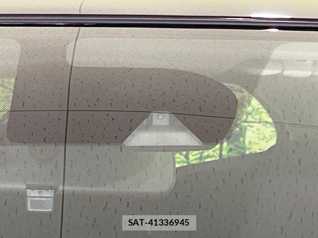 Nissan NOTE 2016-09 8744898-2