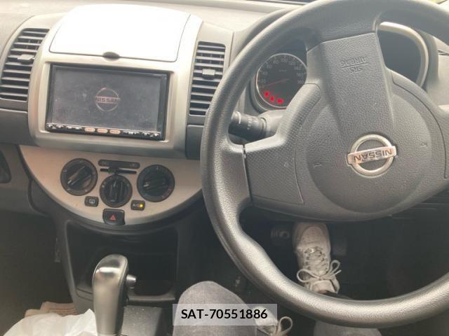 Nissan NOTE 2010-02 8781469-14