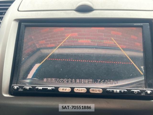 Nissan NOTE 2010-02 8781469-19